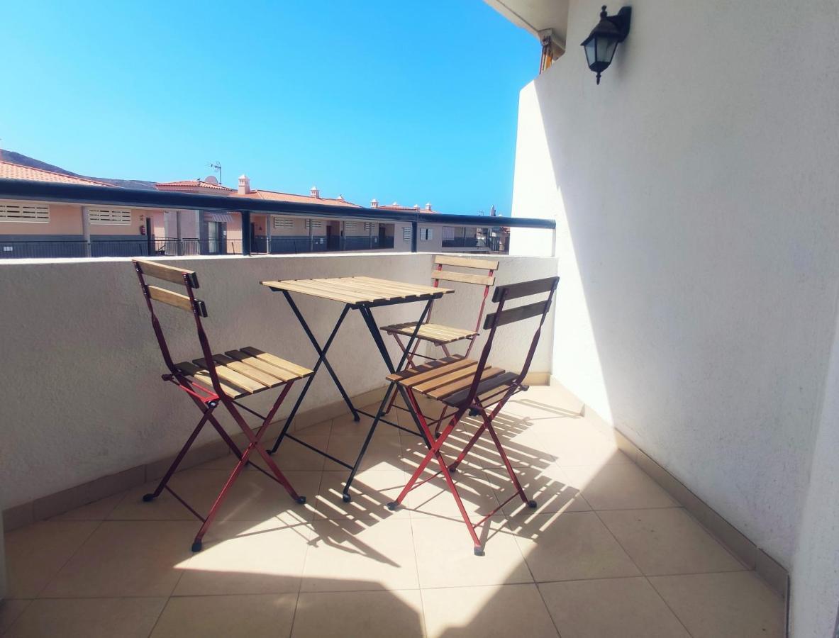 Estudio Summerland En Los Cristianos 阿罗纳 外观 照片