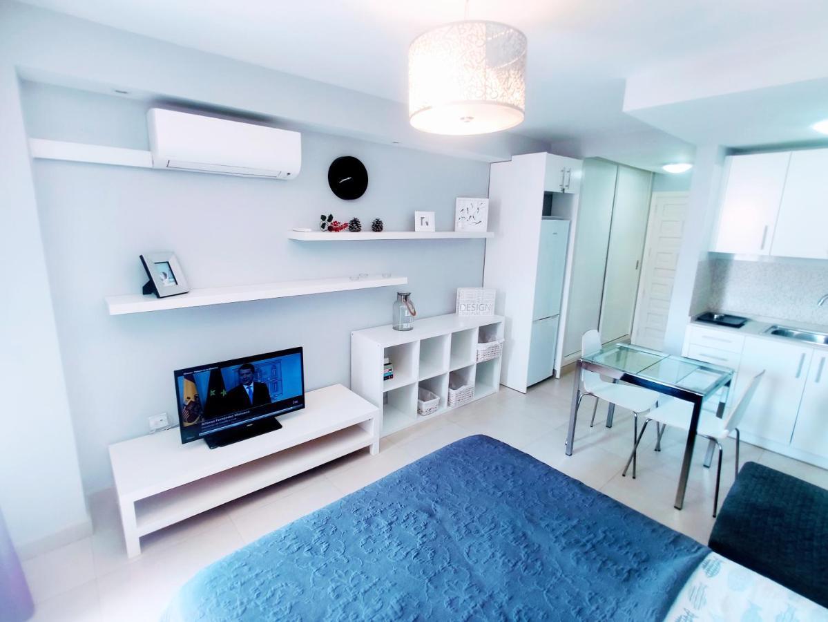 Estudio Summerland En Los Cristianos 阿罗纳 外观 照片