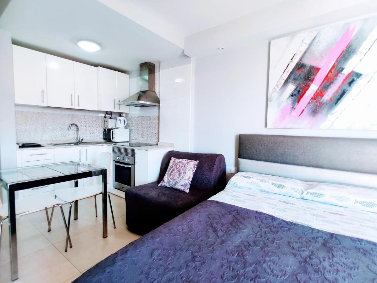 Estudio Summerland En Los Cristianos 阿罗纳 外观 照片